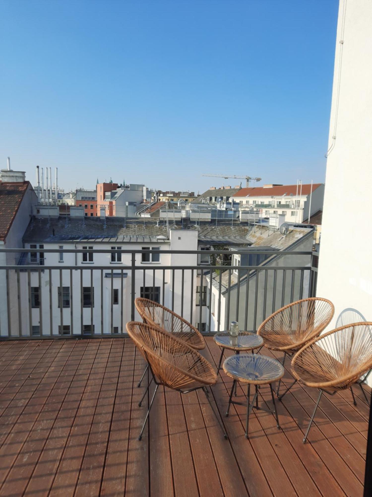 Skysuite Holiday Home Wenen Buitenkant foto
